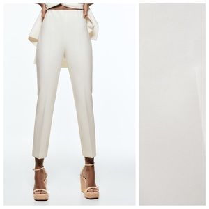 NWT. Zara Off-White Slightly Flared High-waisted Trousers. Size M.